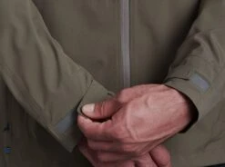 Stretch Voyagr™ Jacket 17 Stretch Voyagr™ Jacket -Kühl 1189 ms stretch voyagr jacket driftwood detail 3 pdp photo