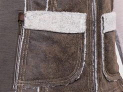 Dani Sherpa™ Vest -Kühl 2088 danisherpavest oak detail 4 pdp photo