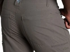 Deceptr™ -Kühl 5261 deceptr burnt olive detail 3 pdp photo