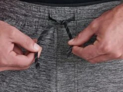 Revivr™ Short -Kühl 5291 revivr short grey heather detail 3 pdp photo