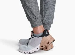 Revivr Joggr -Kühl 6402 ws revivr joggr grey heather detail 3 pdp photo