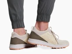 Resistor™ Air Joggr -Kühl 6430 resistor air joggr carbon detail 2 pdp photo